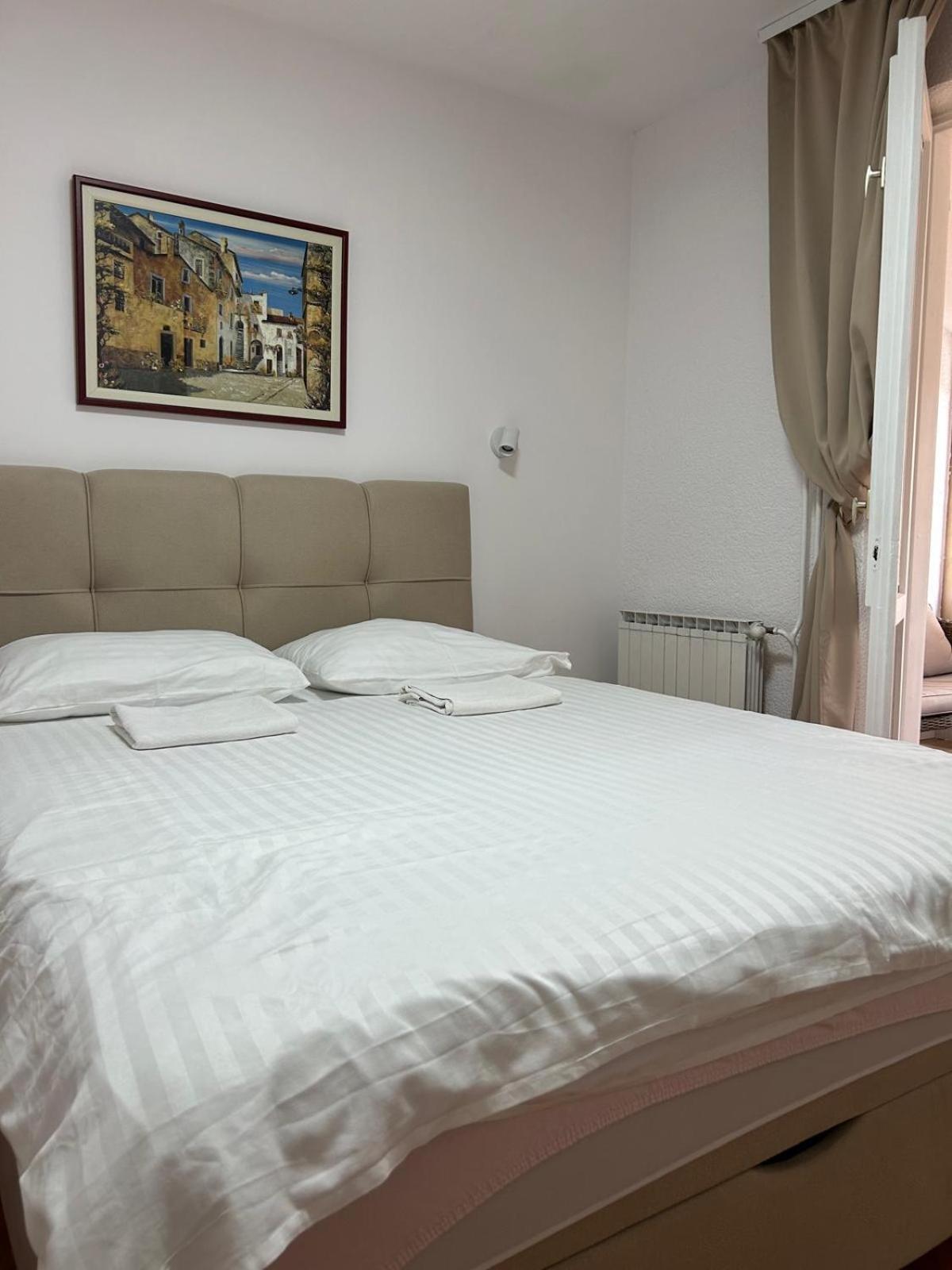 Apartments Oliva Poreč Exteriör bild