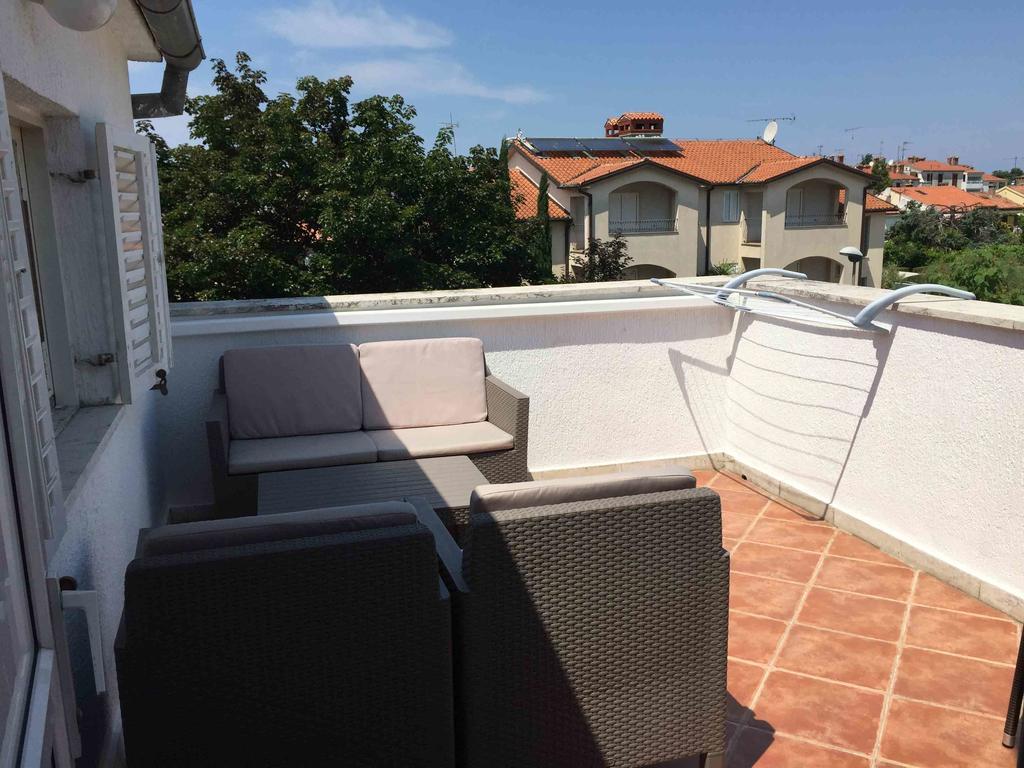 Apartments Oliva Poreč Exteriör bild